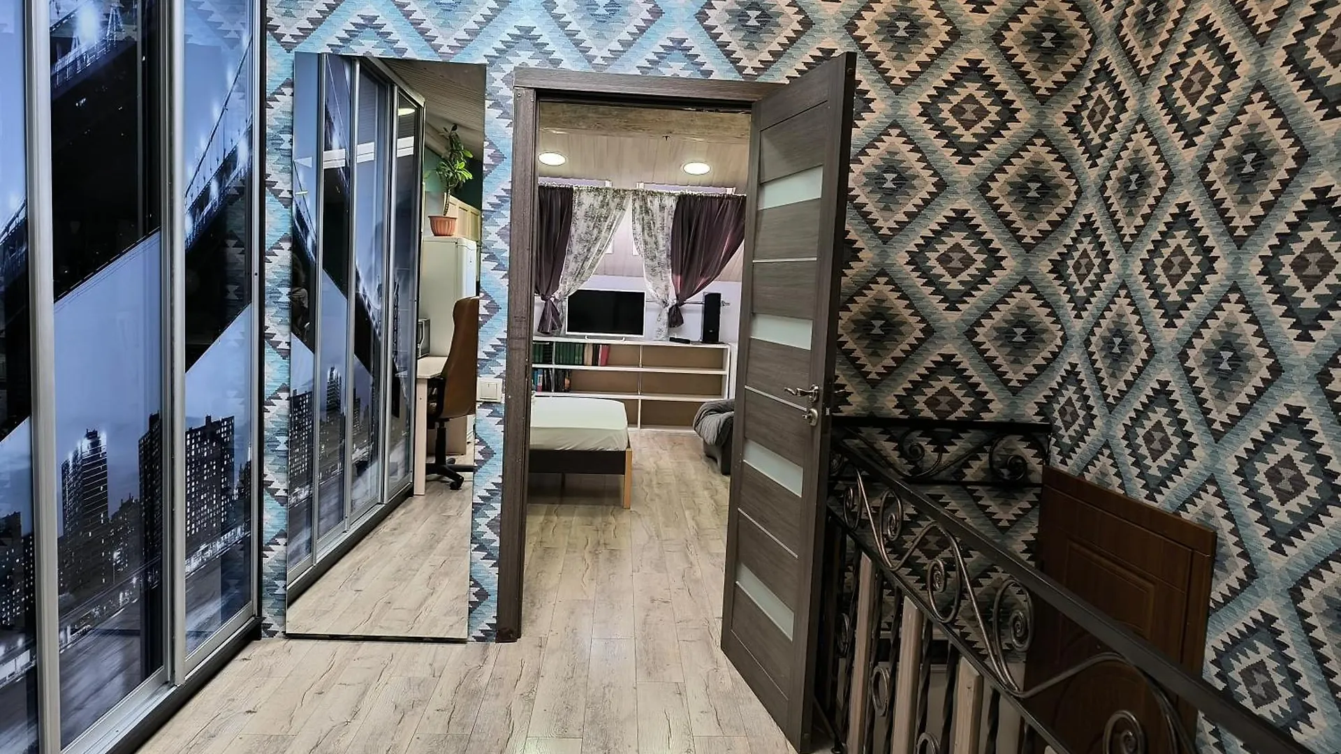 Центр апартаменти цілком спальня і кухня- студія балкон кондеціонер Львов 0*,
